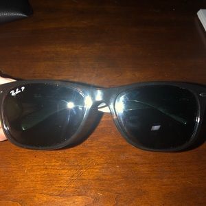 Women’s Polorized Ray Bans